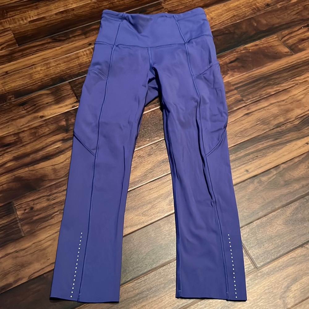 Lululemon size 2 Fast and Free leggings, medium blue, 19” inseam